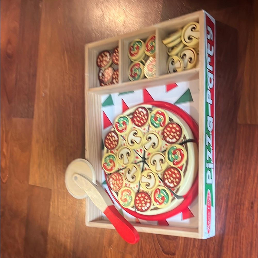 Melissa & Doug Red Pizza Party Play Set